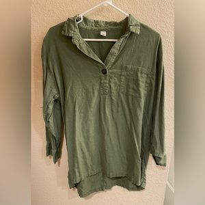 Old Navy Pullover button top with 3/4 sleeve - Size L